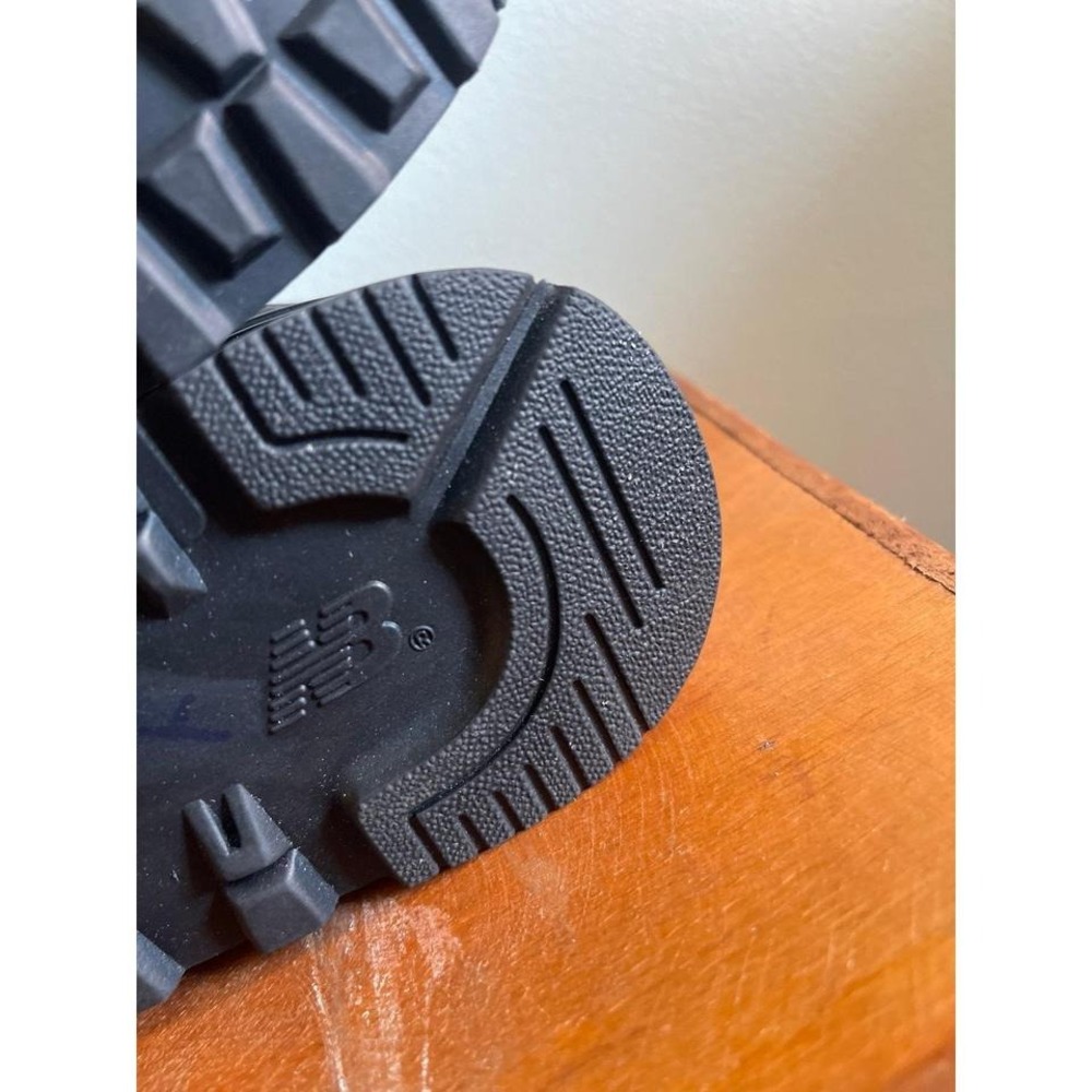 Black Animal Print Athletic Shoe New Balance - Picture 5 of 5
